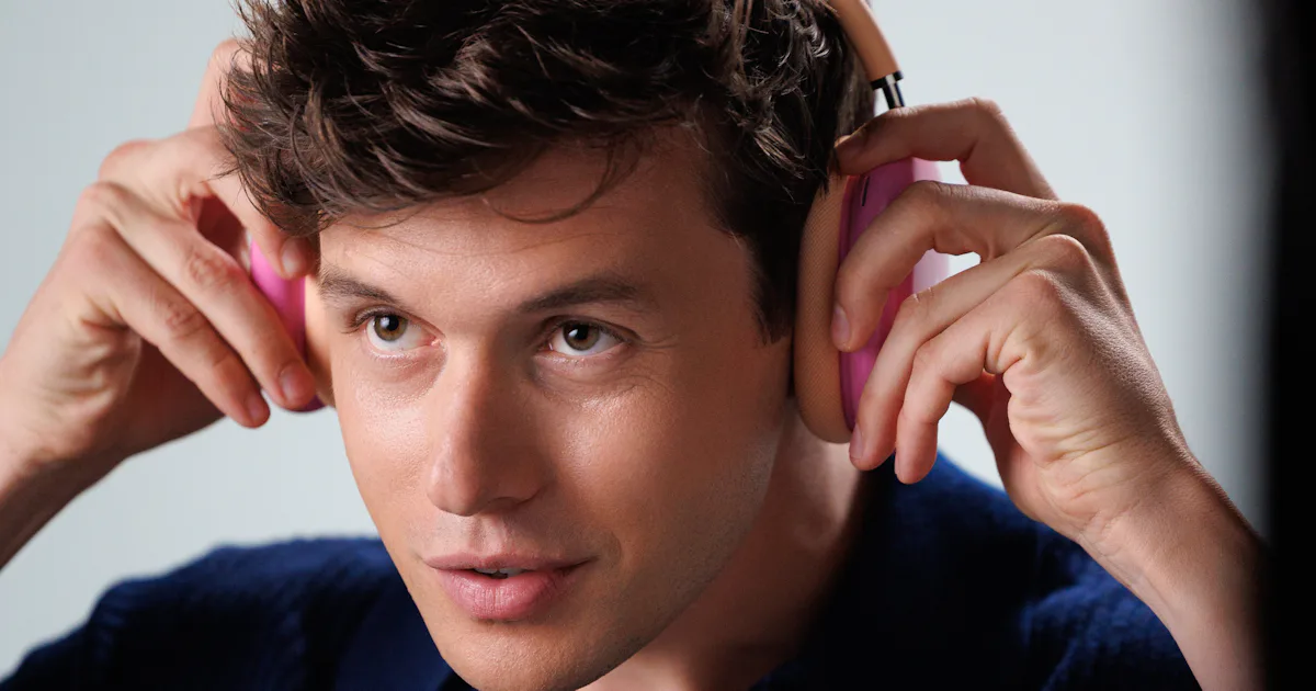 Exclusive: Nick Robinson Is The Star Of Quinn's Steamy New Audio Story