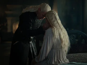 Matt Smith and Emma D’Arcy in 'House of the Dragon.'