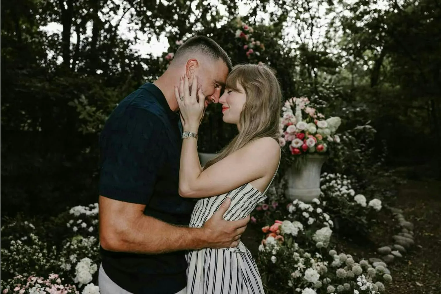 Taylor Swift's Wedding Guests Describe “Vulnerable” Vows, Easter Eggs, & More