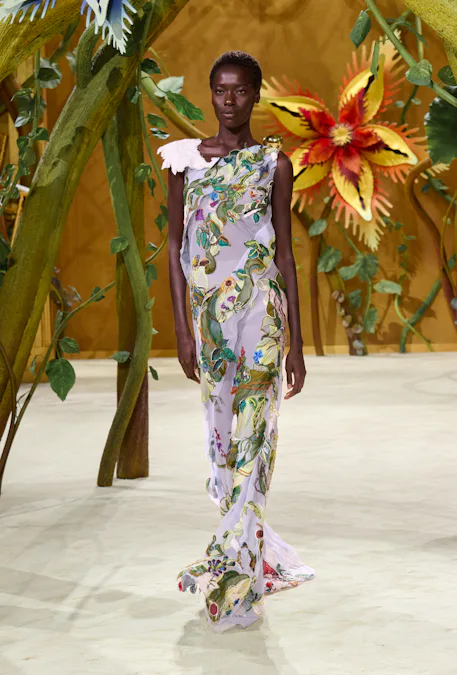 thezoereport.com - Aaron Royce - Matthieu Blazy Designed A Chanel Fashion Fairytale
