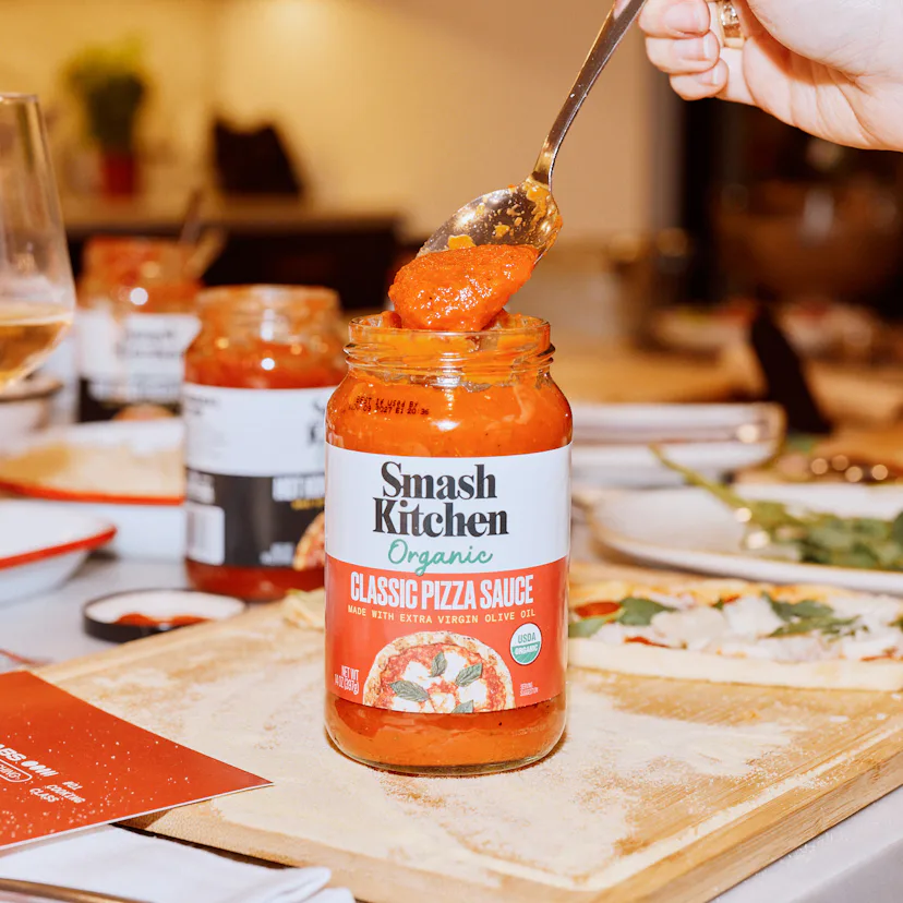 I went to a pizza-making class with Glen Powell's Smash Kitchen.