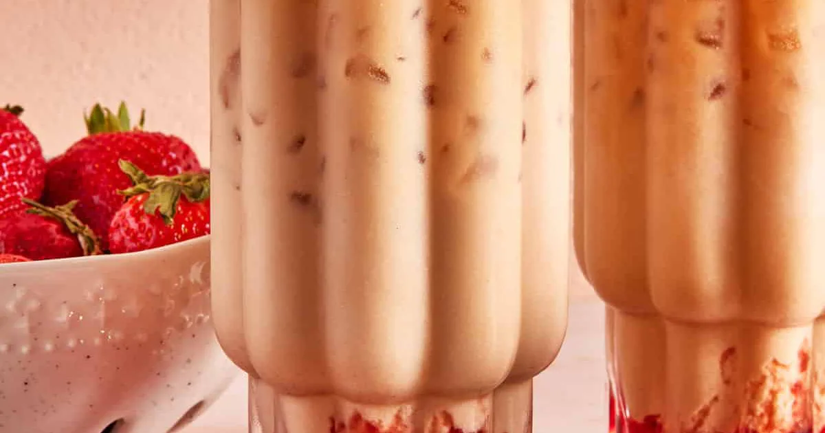 10 Homemade Latte Recipes For Fun & Fancy Morning Beverages