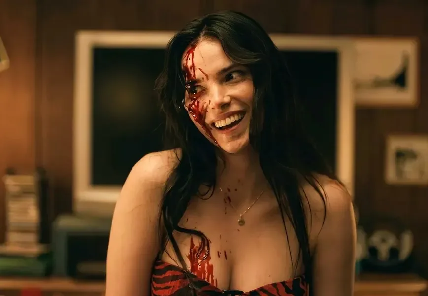 Nikki from 'Obsession' will be at Halloween Horror Night at Universal Studios. 