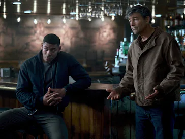 Aaron Pierre and Kyle Chandler in Lanterns