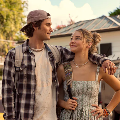 Chase Stokes and Madelyn Cline detailed filming an 'Outer Banks' wedding as exes.