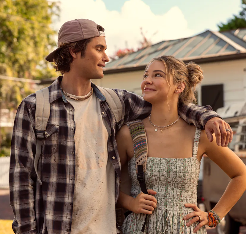 Chase Stokes and Madelyn Cline detailed filming an 'Outer Banks' wedding as exes.