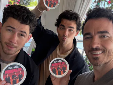I tried the Jonas Brothers PopUp Bagels schmear.