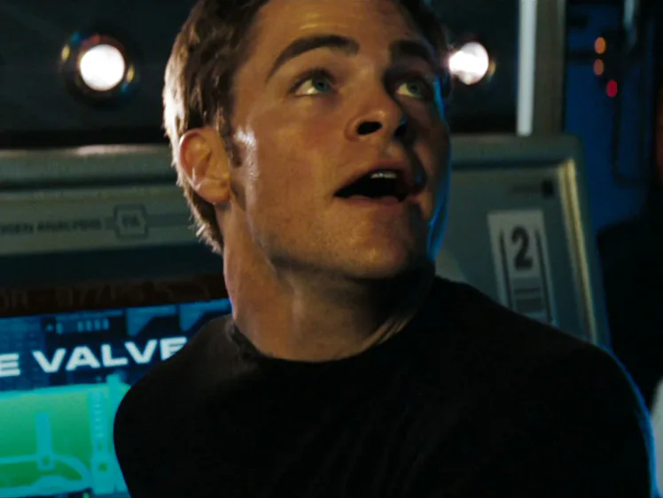 Kirk (Chris Pine) in Star Trek 2009