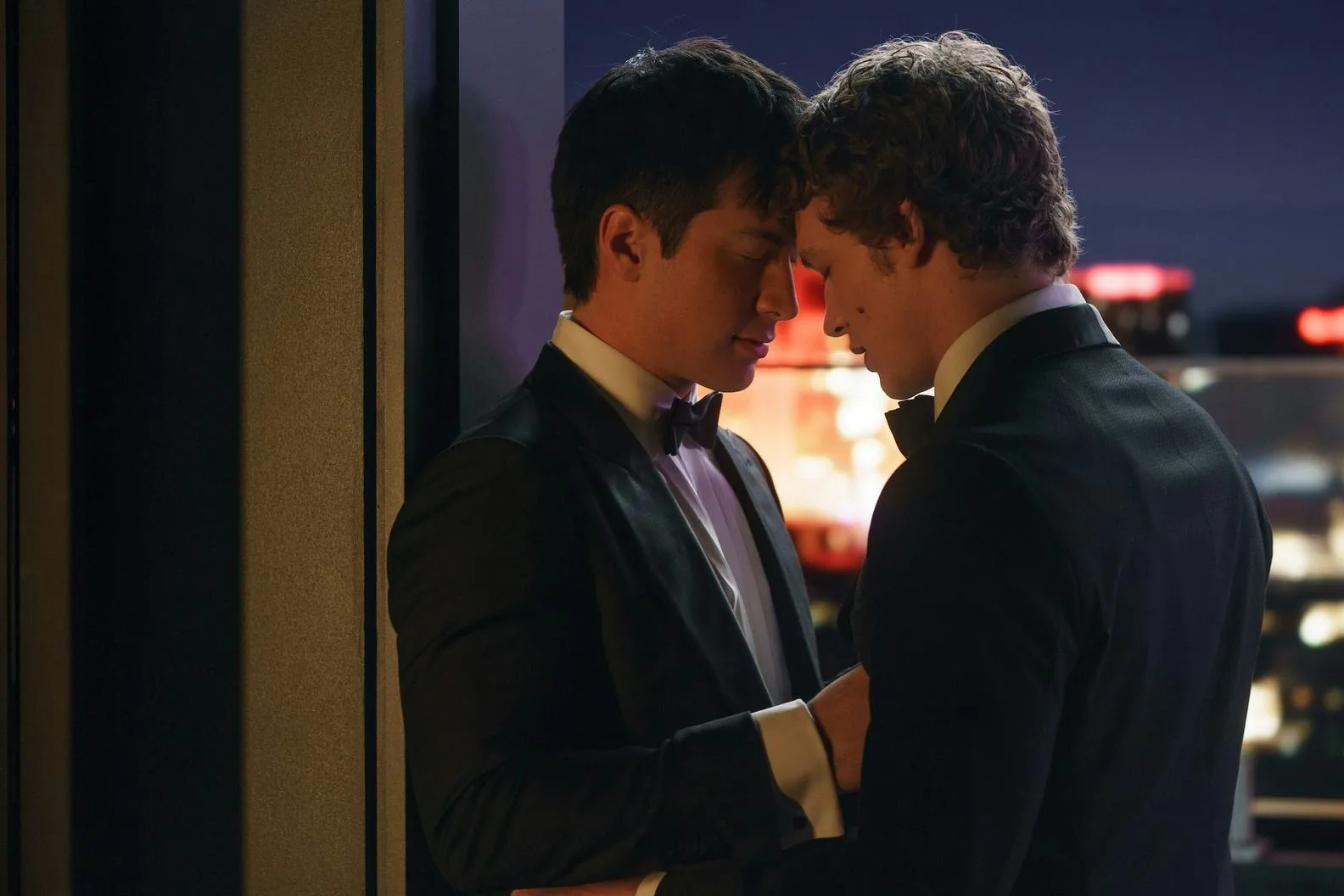 ‘Heated Rivalry’ Fan Fiction Writers On Its Booming Popularity