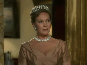 Julia Andrews' exit from 'Princess Diaries 3' has fans worried the movie may kill off Queen Clarisse...
