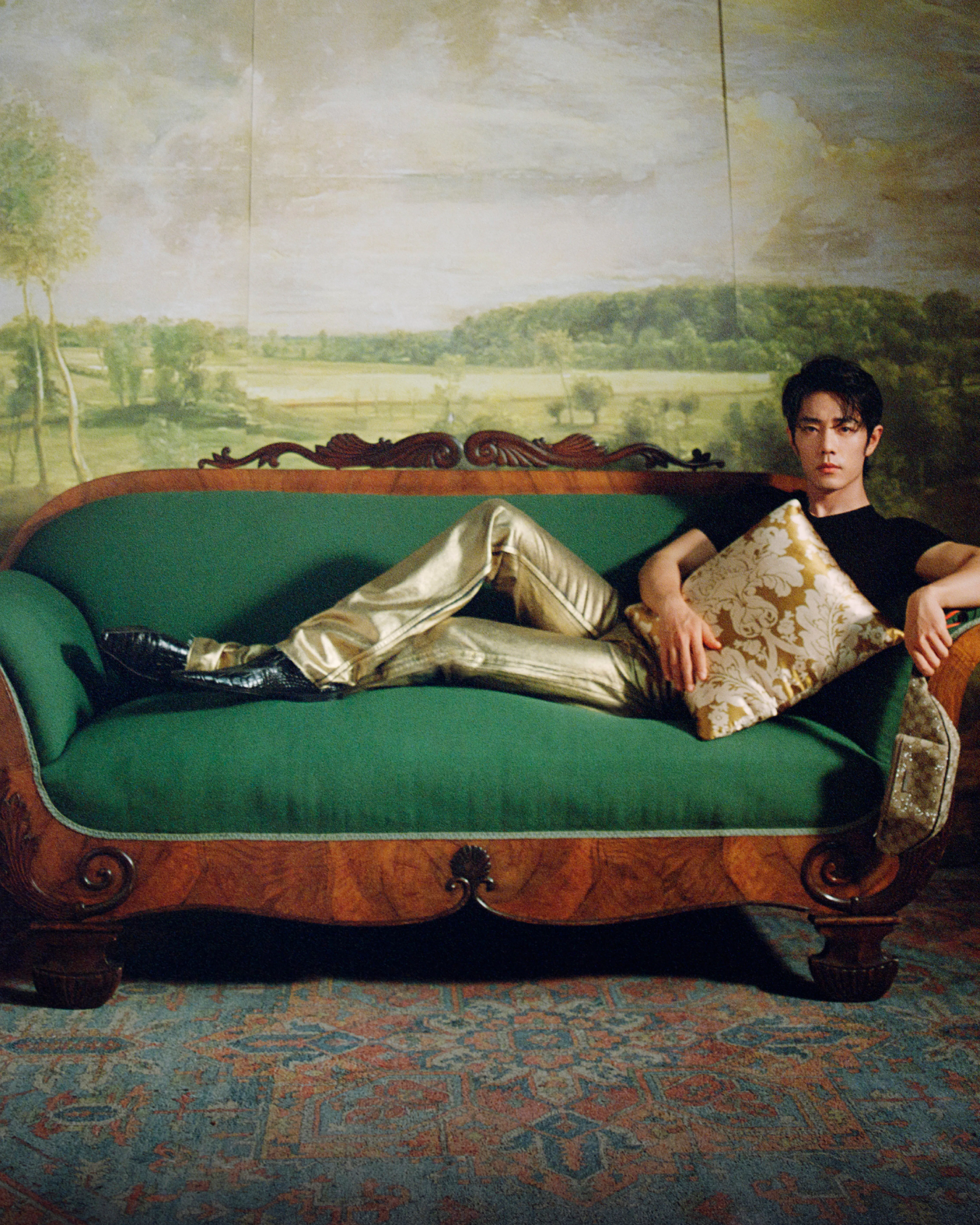 Gucci's Primavera Campaign Is Sexy, Intimate & A-List Packed
