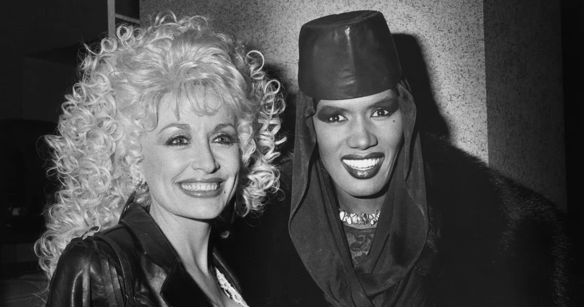 Dolly Parton's Surprising NYC History, From Studio 54 to Fifth Avenue