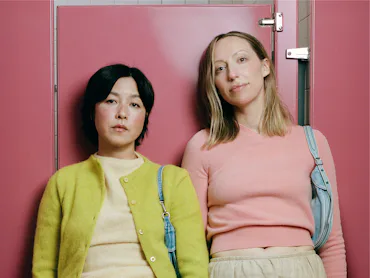 Maya Erskine and Anna Konkle in their Pen15 characters