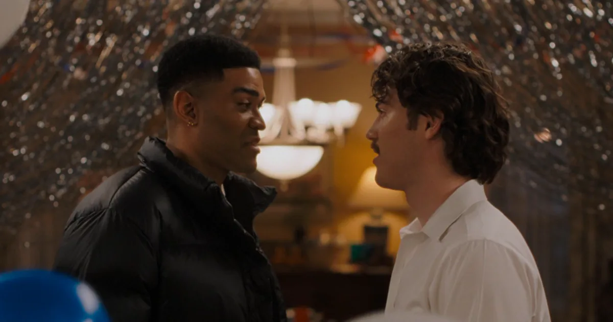 'Adults' Wants To Give Us Slow-Burn Romance, But It Seems Impossible In 8-Episode Seasons