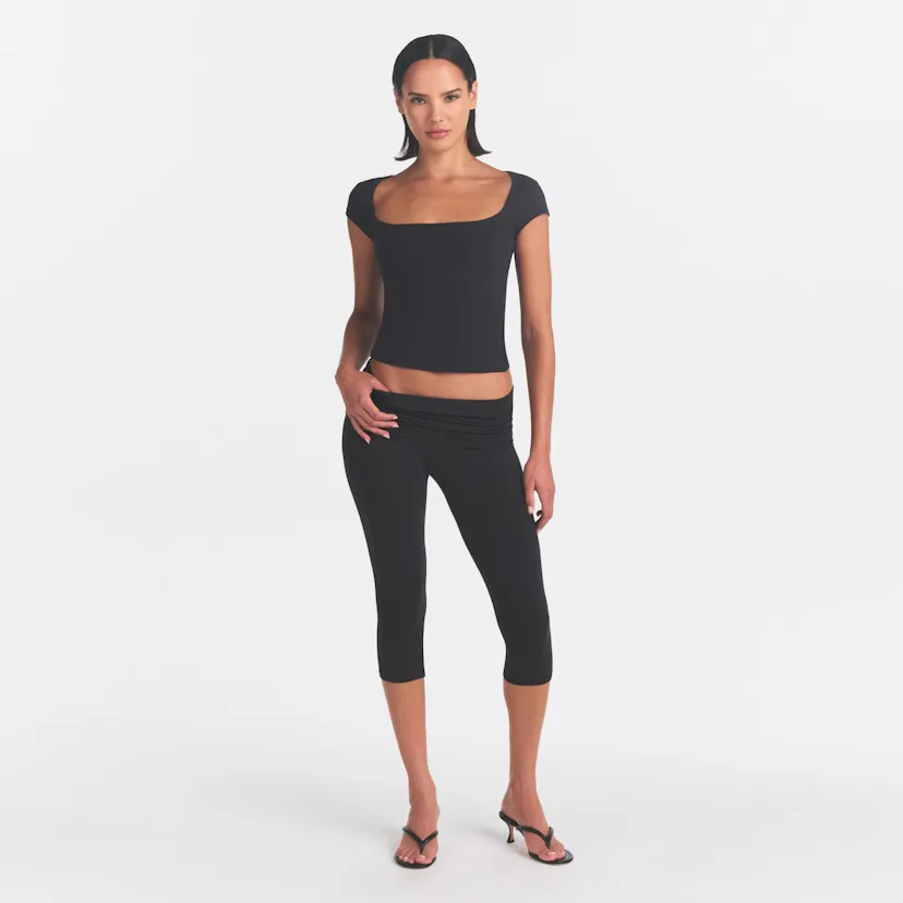 SKIMS Foldover Capri Legging