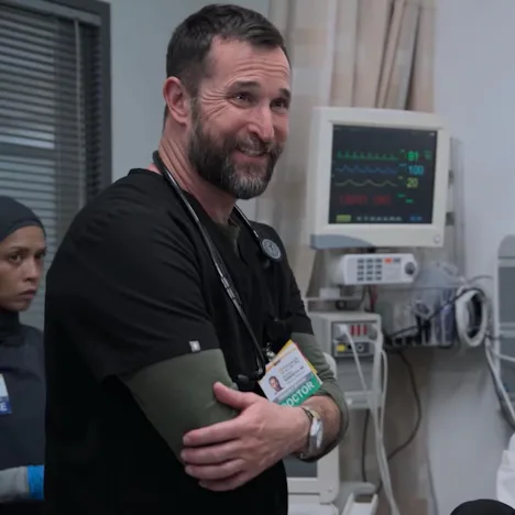 Noah Wyle responded to criticisms of Dr. Robby's misogyny in 'The Pitt' Season 2.