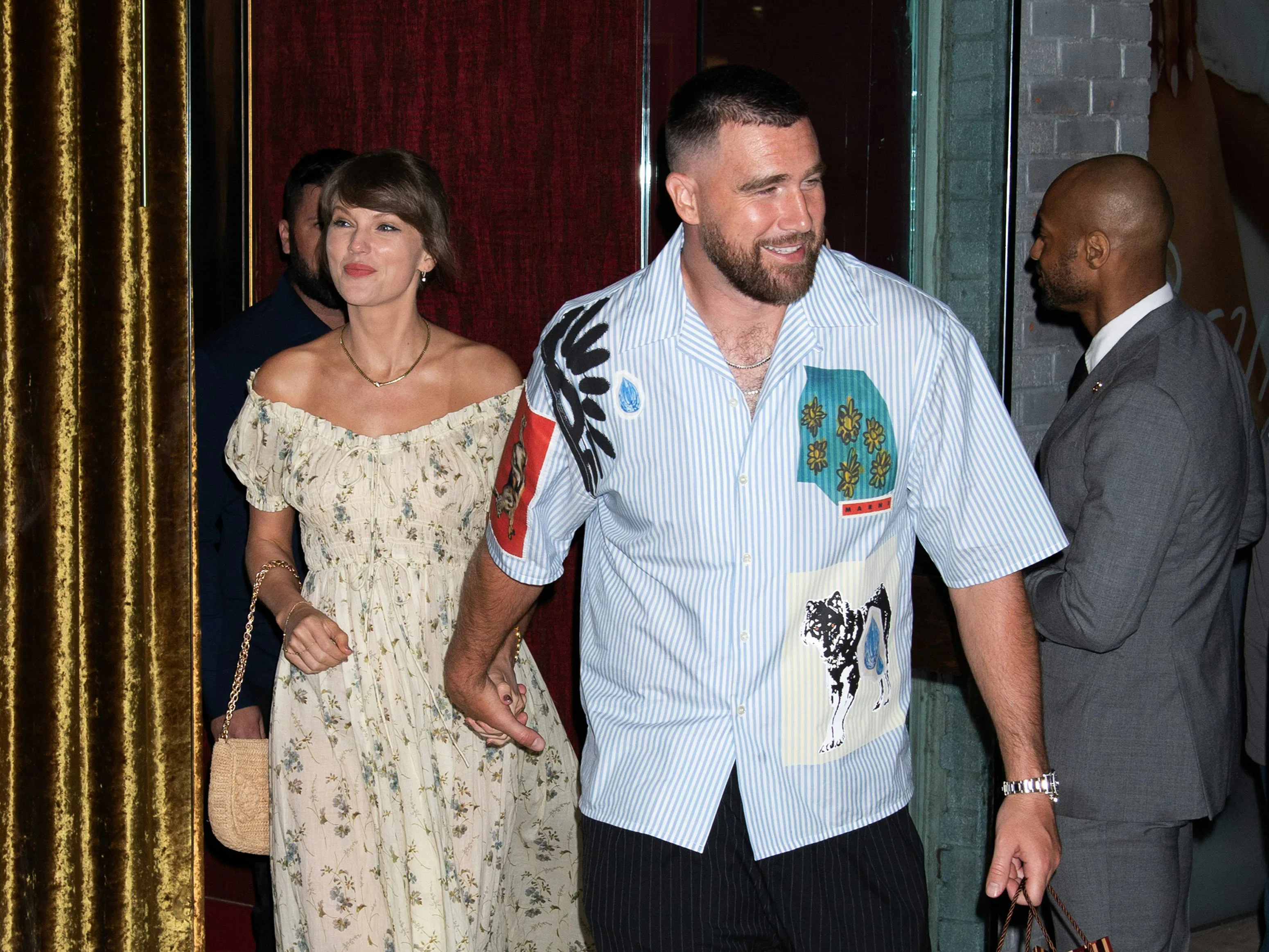 Taylor Swift & Travis Kelce's Dog's Alleged Name Shares A Connection To Her Music