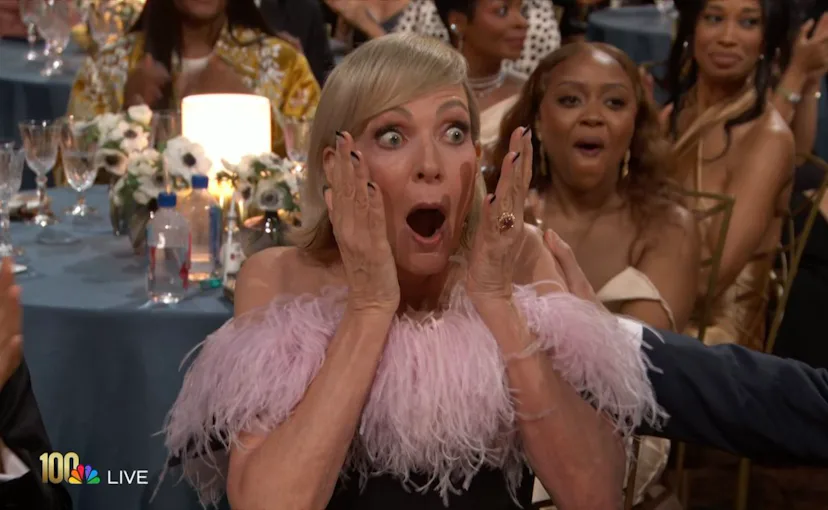 Allison Janney's 'Home Alone' pose