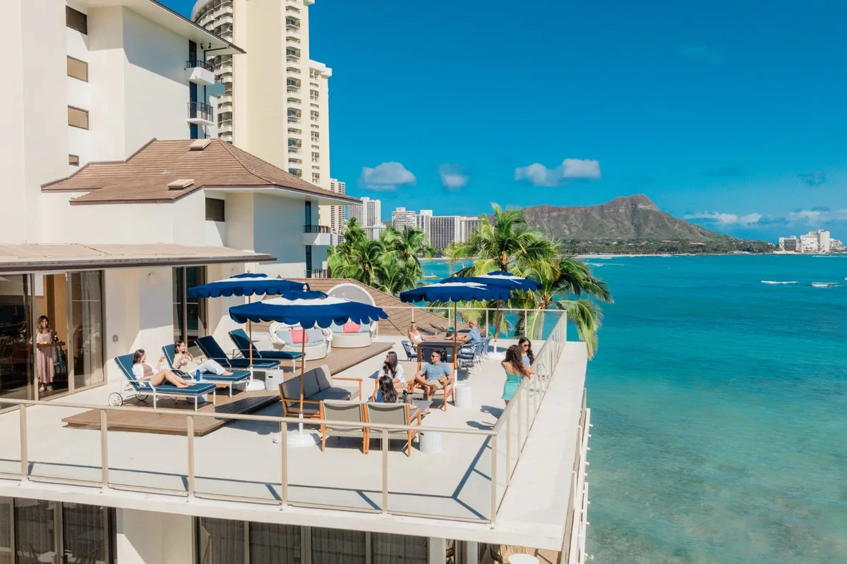 OUTRIGGER Reef Waikiki Beach Resort