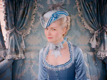 Kirsten Dunset on the set of 'Marie Antoinette.'