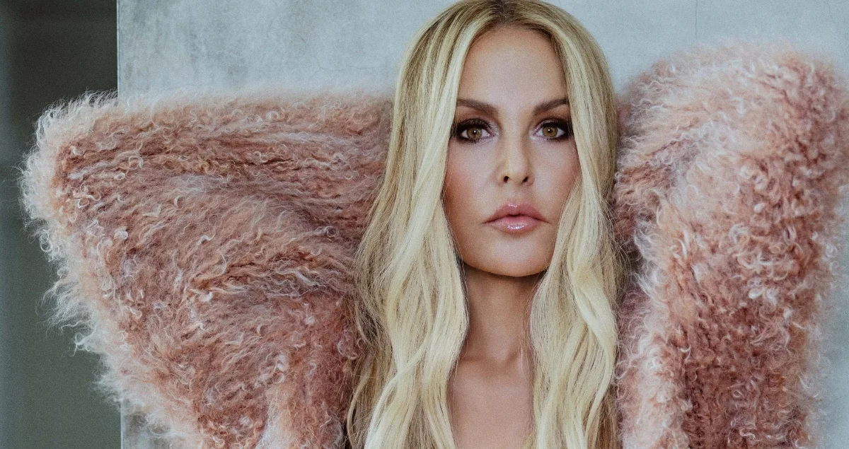 Rachel Zoe On Life As A Housewife, Aging, & The Art Of Reading A Room