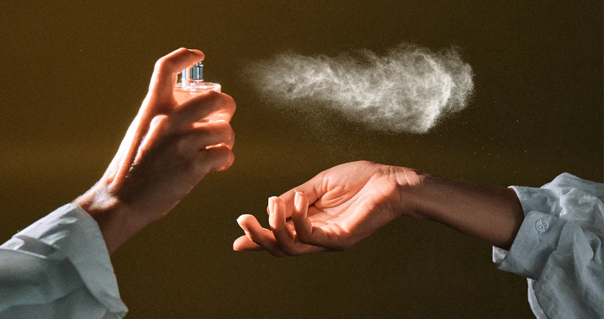 Can Fragrance Really Make You More Confident? Here's What Experts Say