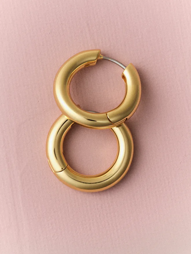 Lou Hoops