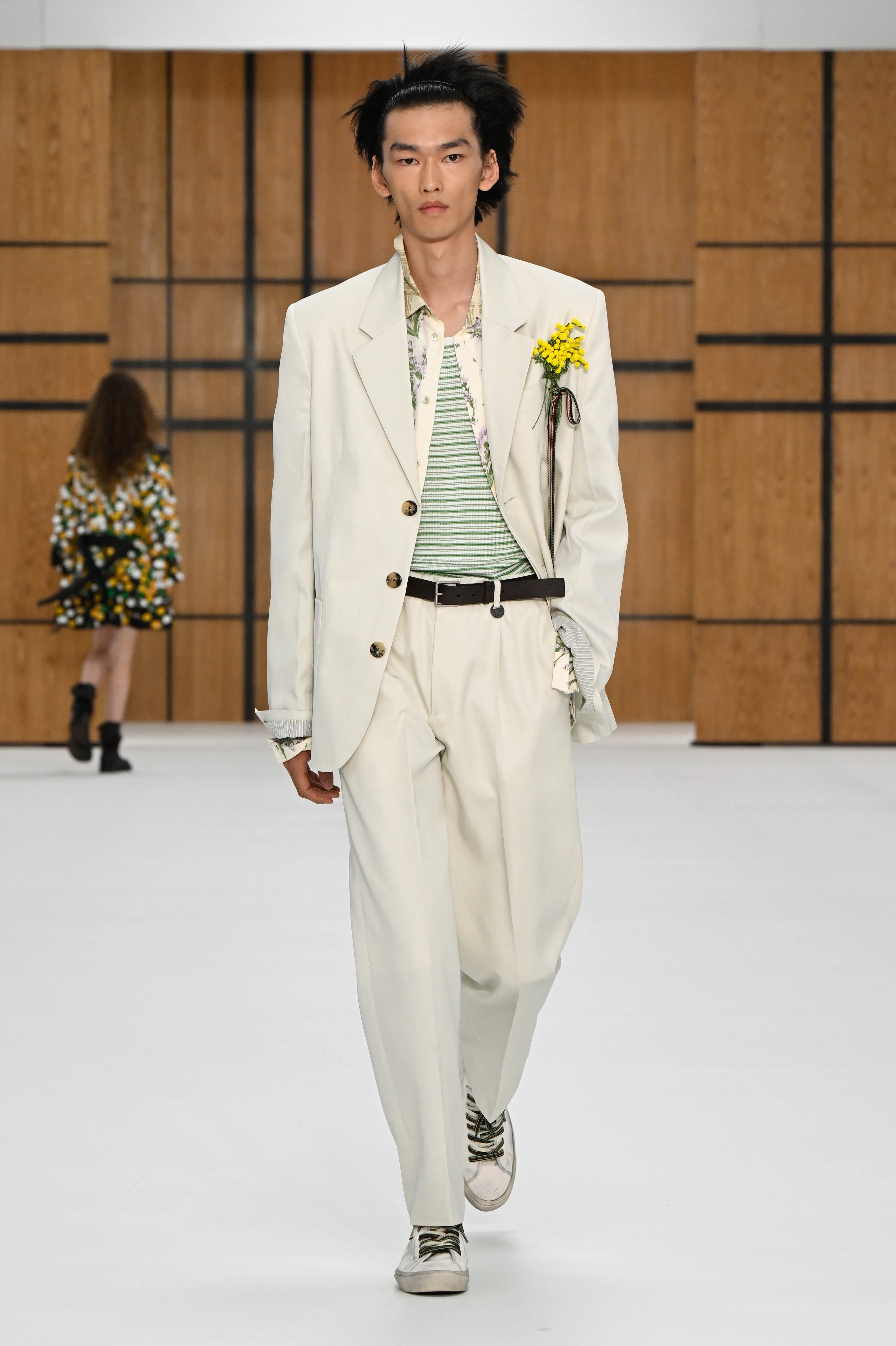 a look from burberry spring 2027 collection shown at london fashion week