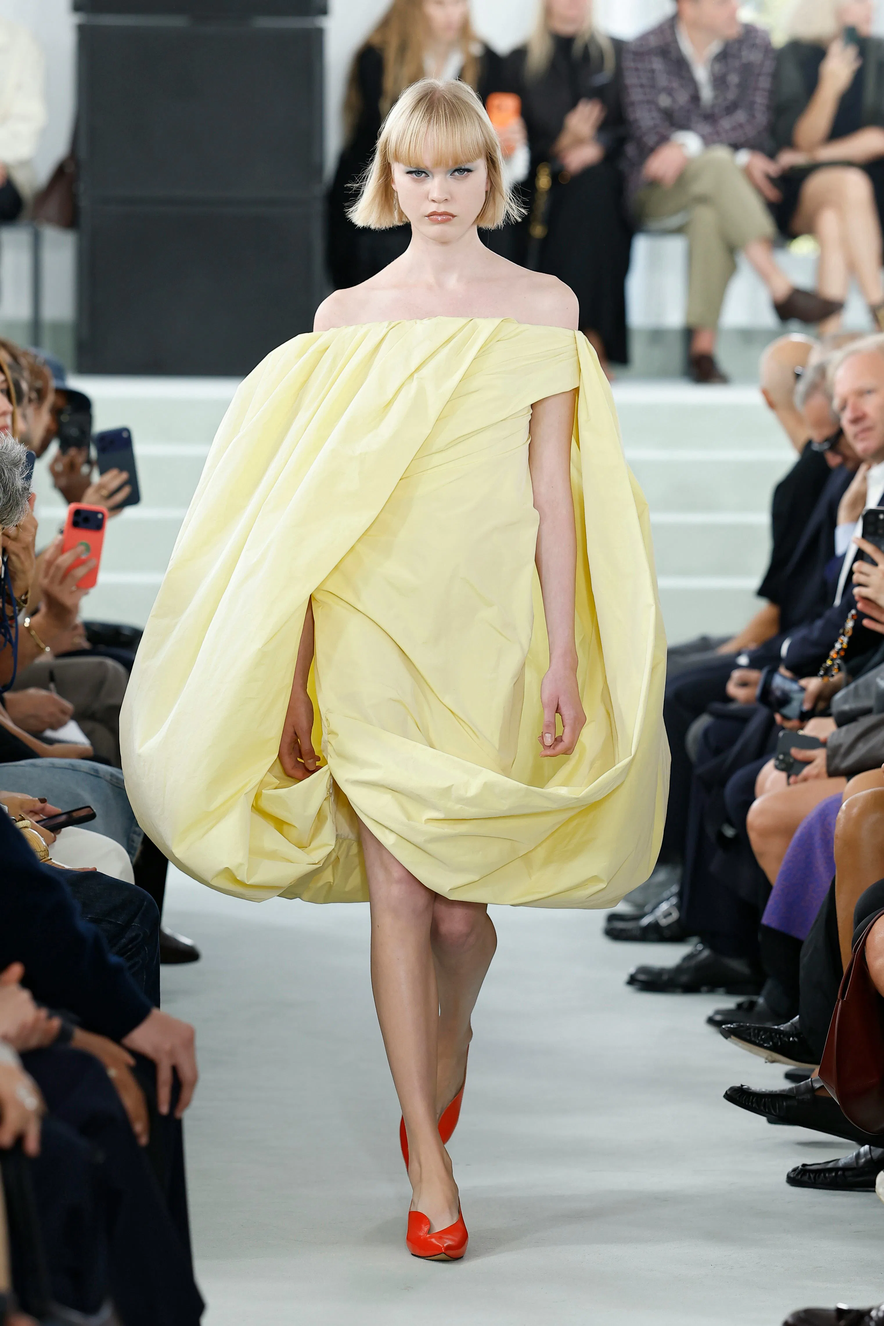 Simone Bellotti Pushes Jil Sander Deeper Into 90s Minimalism for Spring 2027