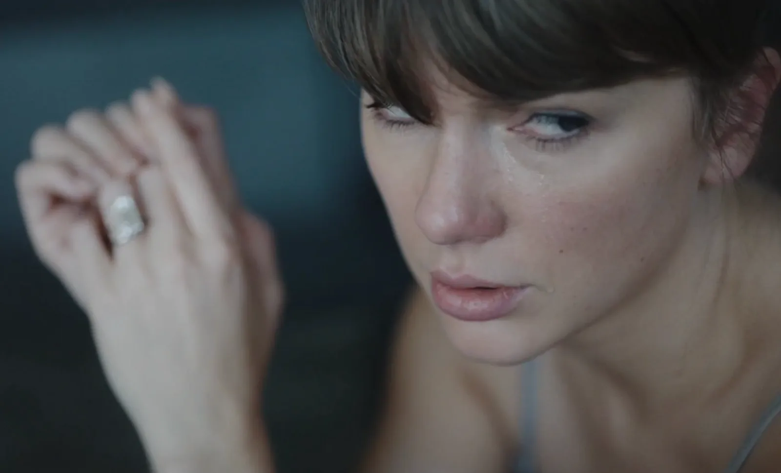 Taylor Swift's Emmys Easter eggs appear to have teased Dakota Johnson and Colin Farrell in her "Pati...