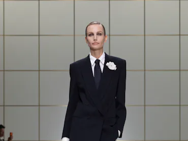a look from giorgio armani spring 2027 collection shown at milan fashion week