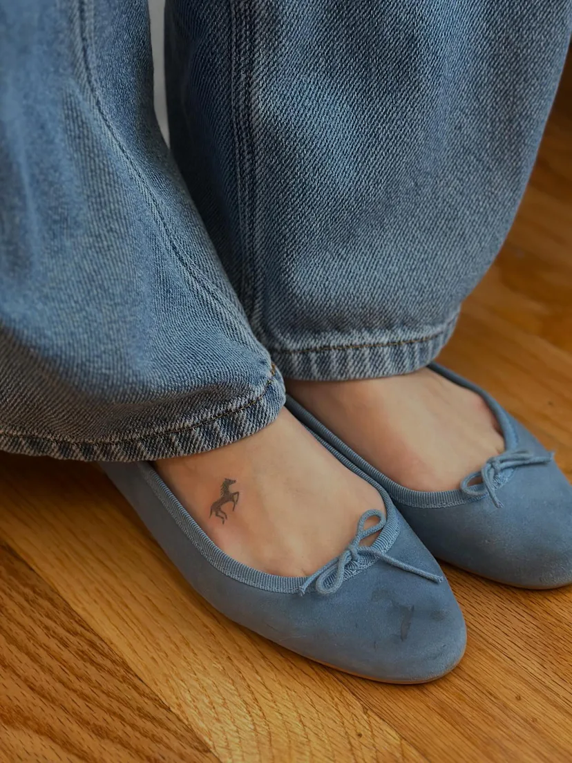 foot tattoos trend