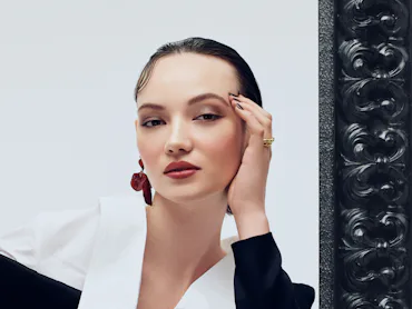 Bobbi Brown x The Met Makeup Collaboration