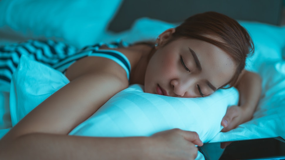 More Americans Struggle to Fall Asleep, Stay Asleep More Americans Struggle to Fall Asleep, Stay Asleep