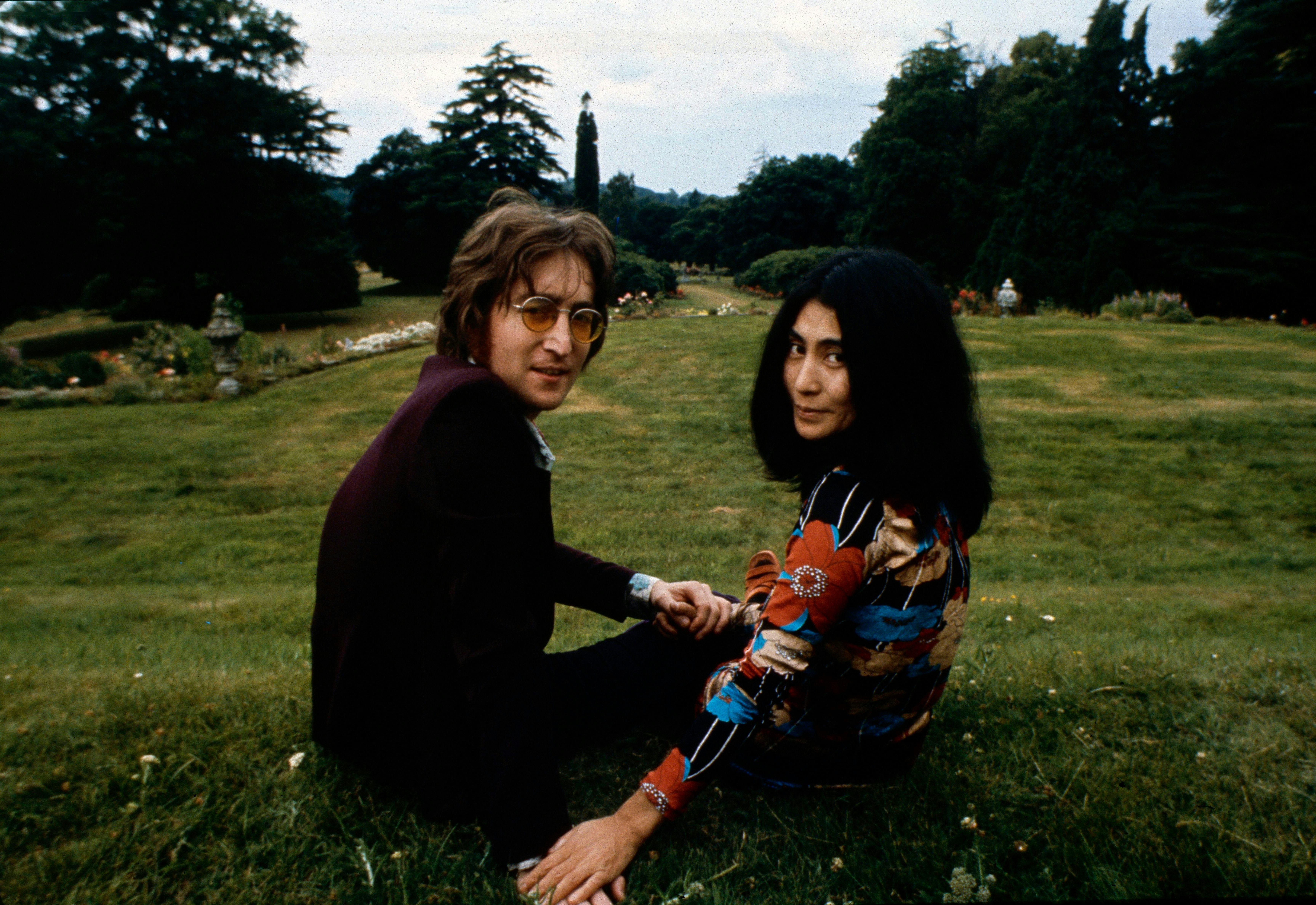John Lennon and Yoko Ono at Tittenhurst Park, Their Residence Between 11/08/69 and 30/08/71 in Sunni...