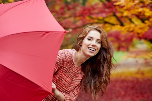 Autumn woman in autumn park 