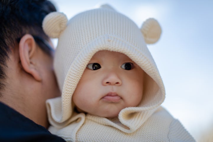 5 Signs Your Baby Is Too Cold & Needs A Little Warmth