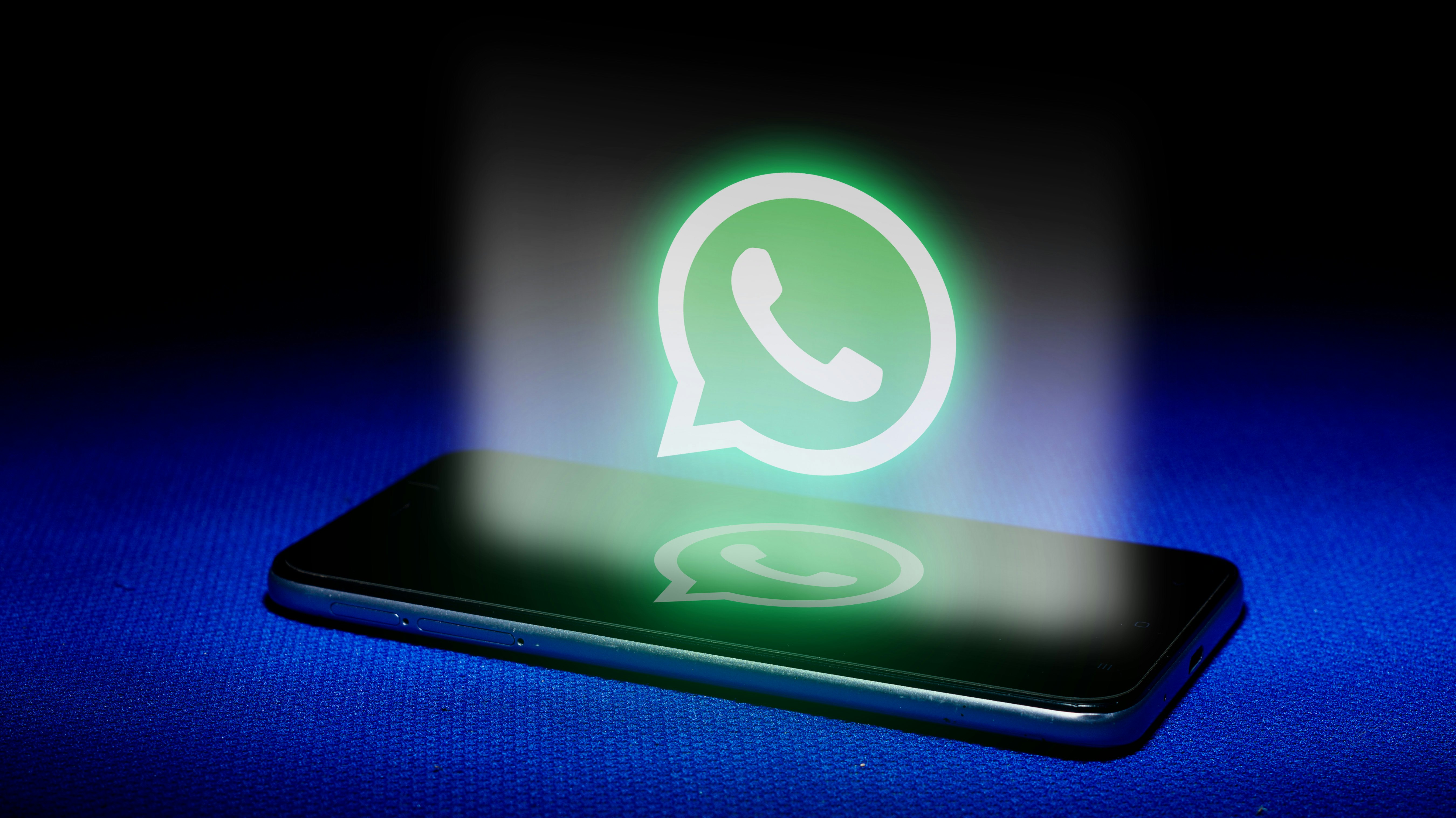 how to use whatsapp on multiple devices
