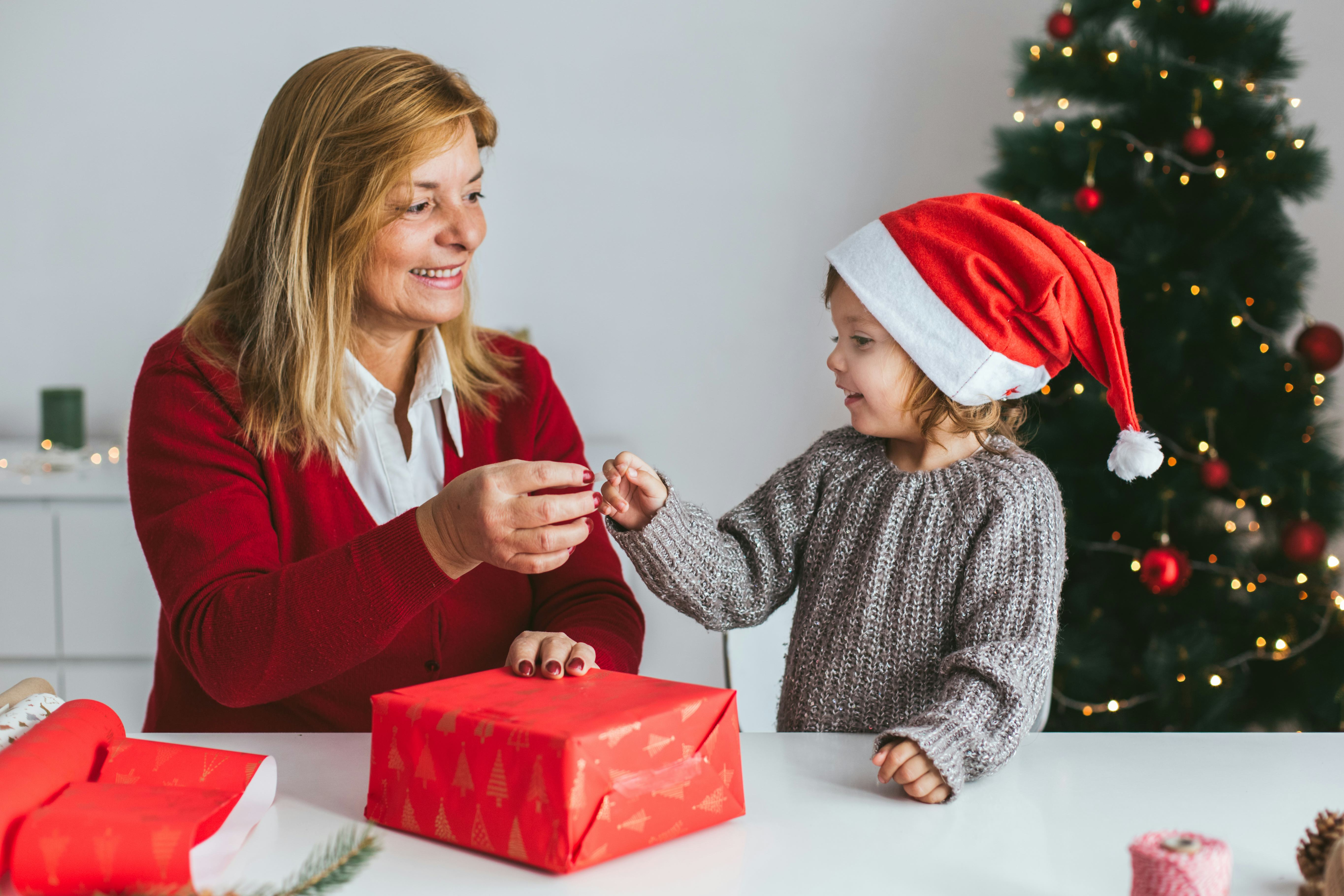 gift ideas for pregnant daughter in law