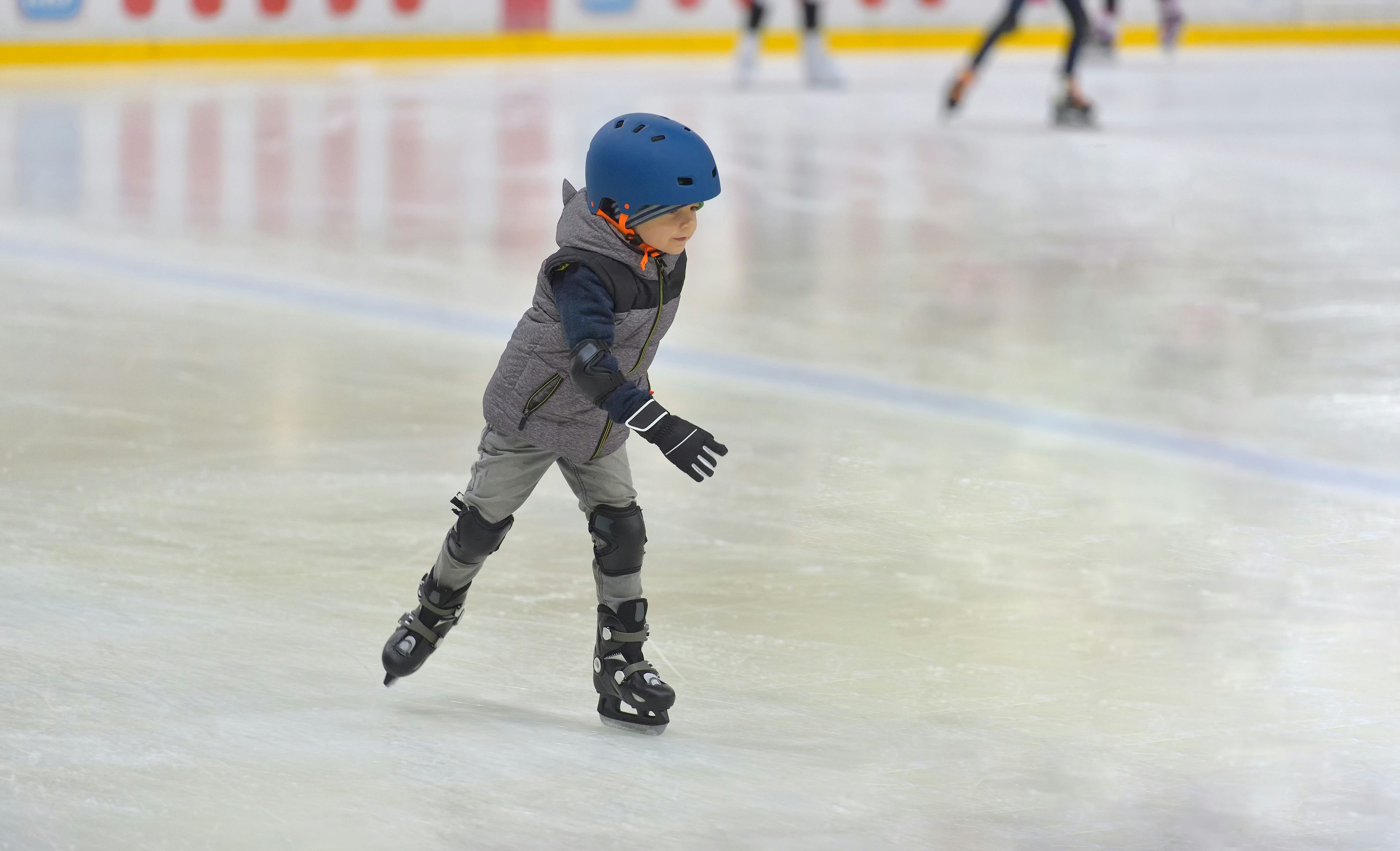 Keep Kids Safe Ice Skating With These Pediatrician Approved Tips