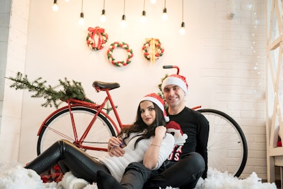 One of the most popular holiday-inspired date ideas is to have a couples photoshoot.