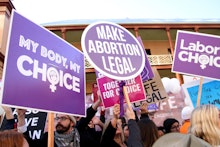 Pro-Choice and Pro-Life protesters