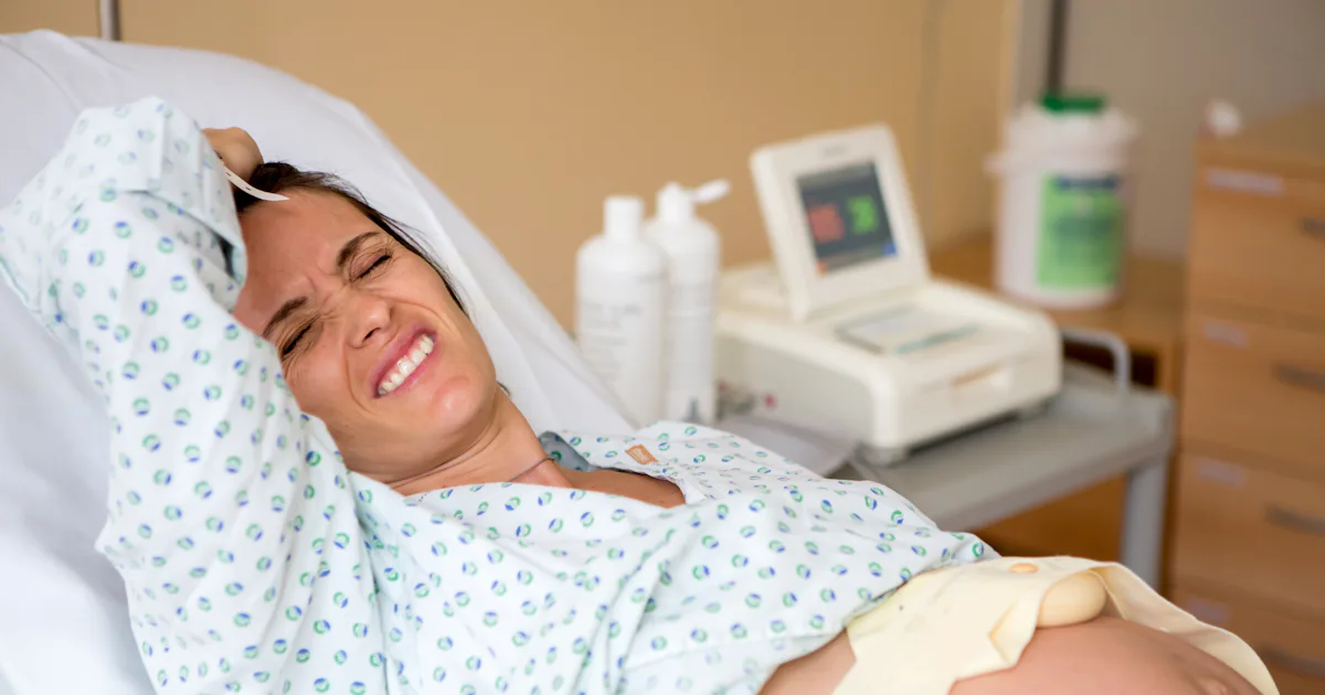 9 Problems That Can Happen During Birth That Seem Shocking, But Are Normal