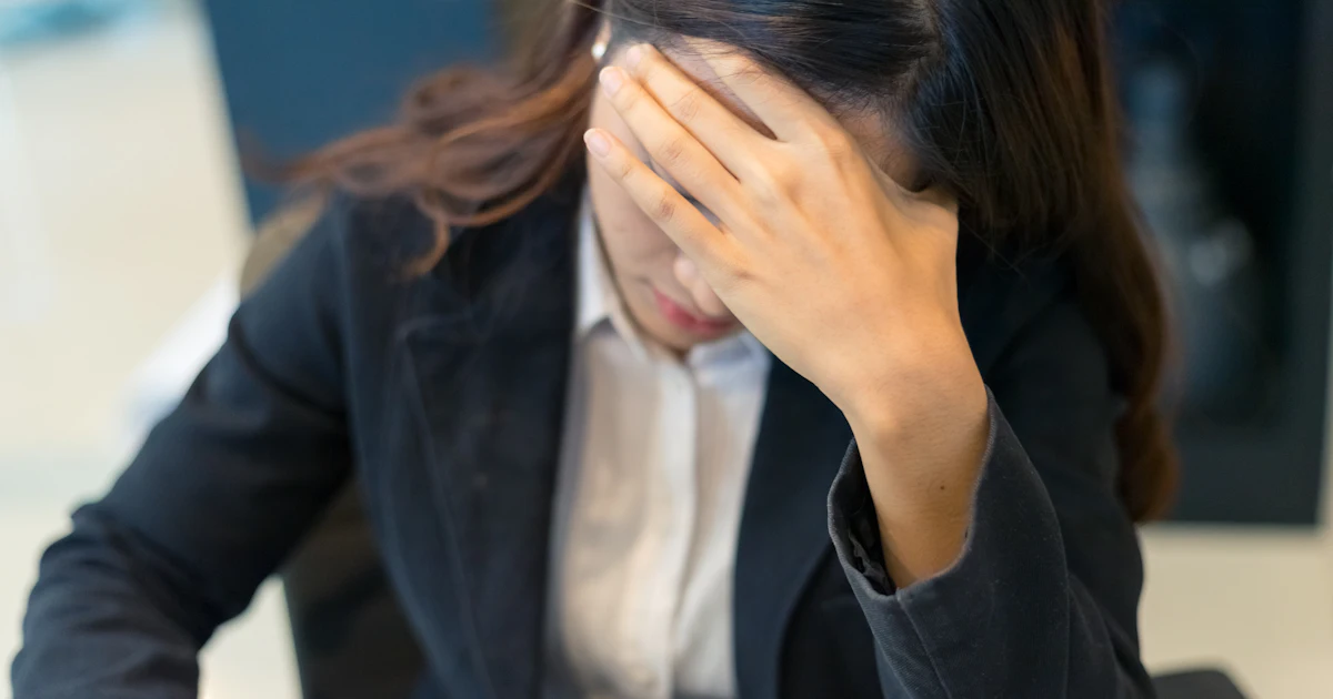 What Does Gaslighting At Work Look Like An Expert Explains How To Spot What does gaslighting at work look like an expert explains how to spot