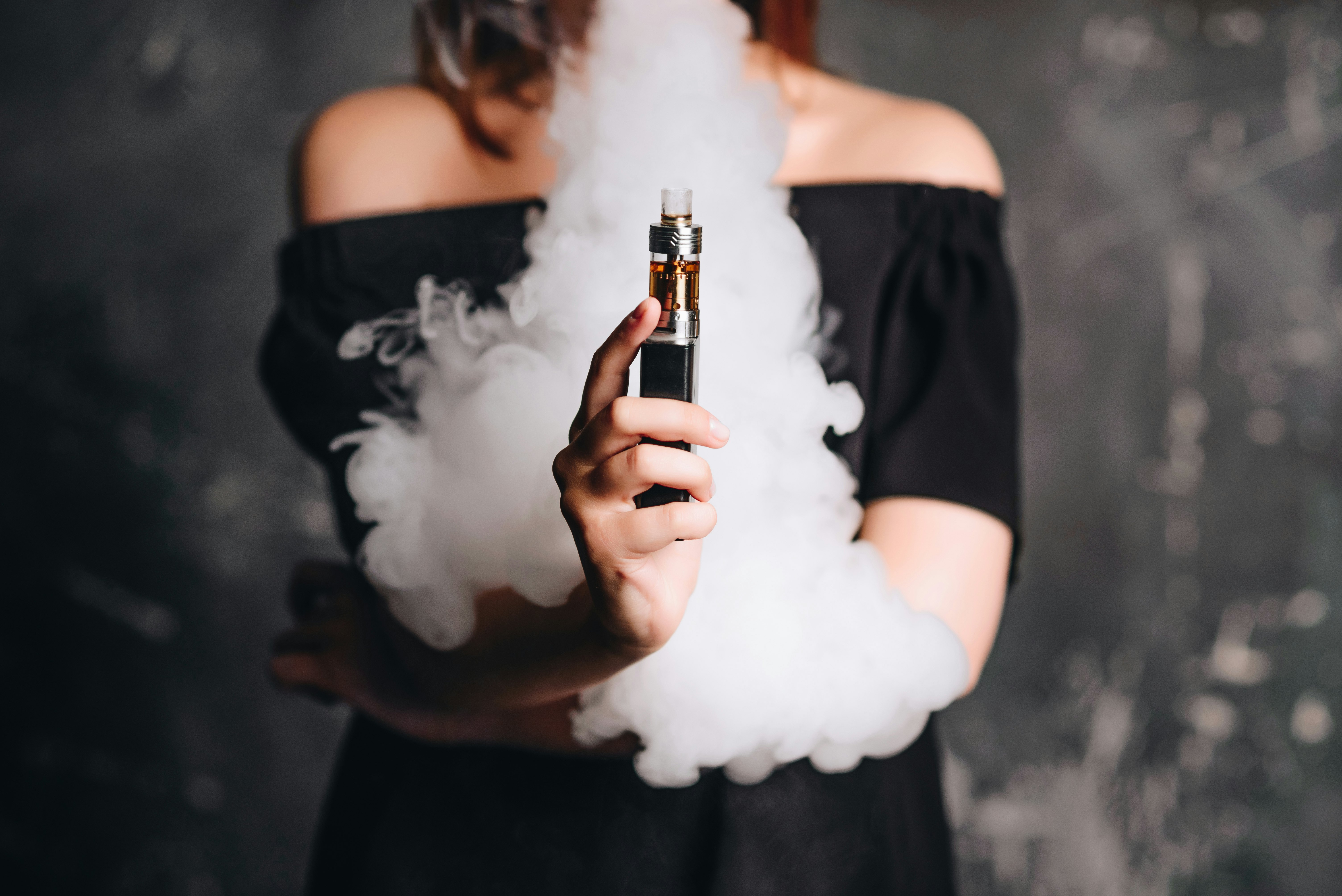 7 Reasons To Consider Vaporizing Weed Instead Of Smoking It