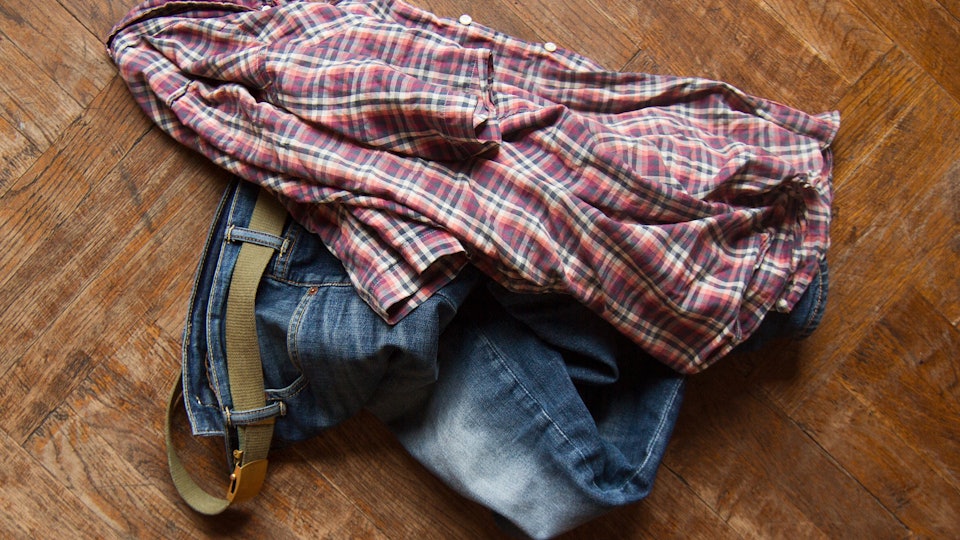 20 Memes About Men Taking Off Their Pants At Home That Are Way Too