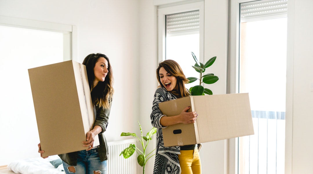 Moving In With Your Significant Other These Therapist Approved Tips Will Make The Transition Easier