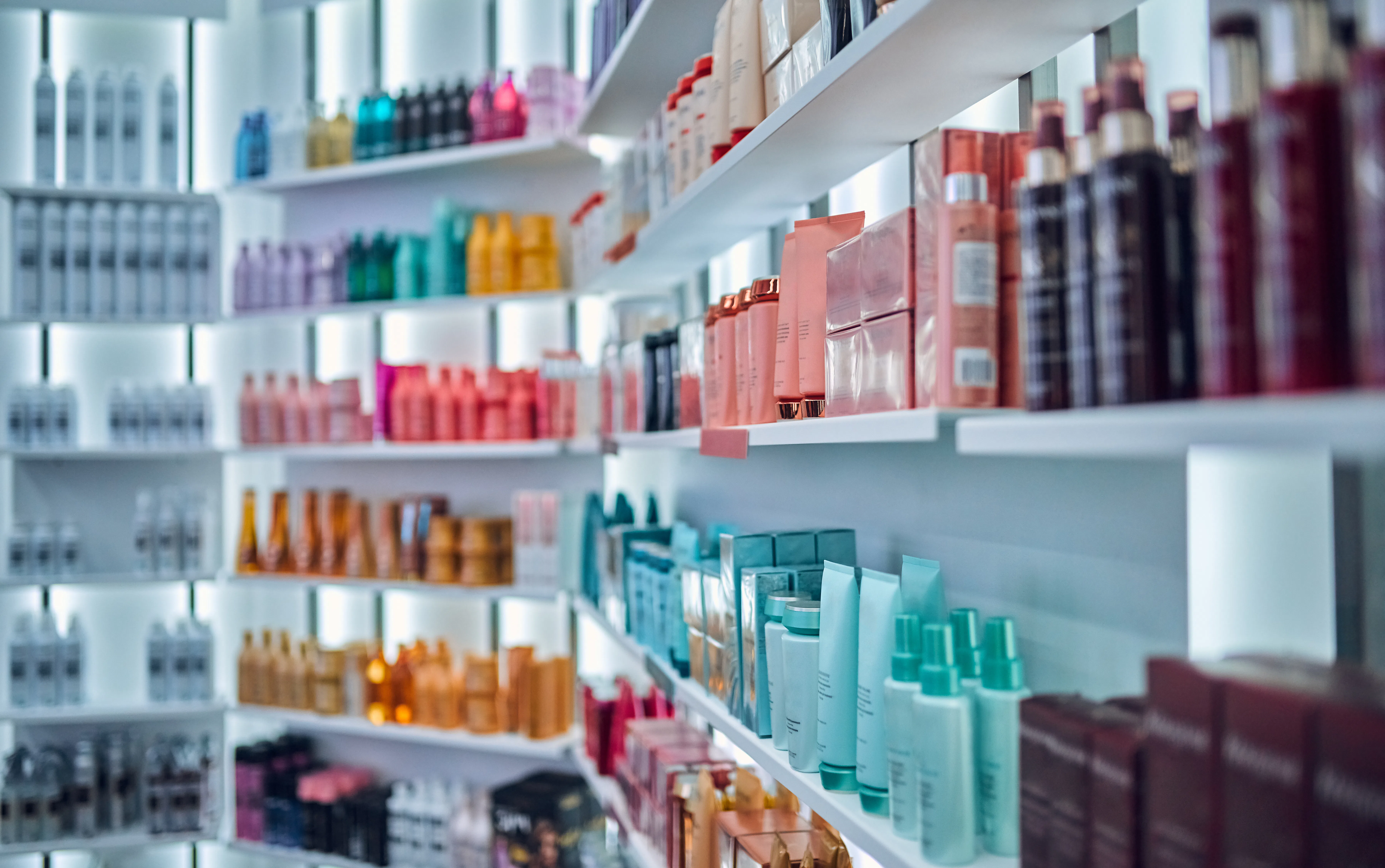 How To Grow Your Hair In 2 Months, According To A Trichologist