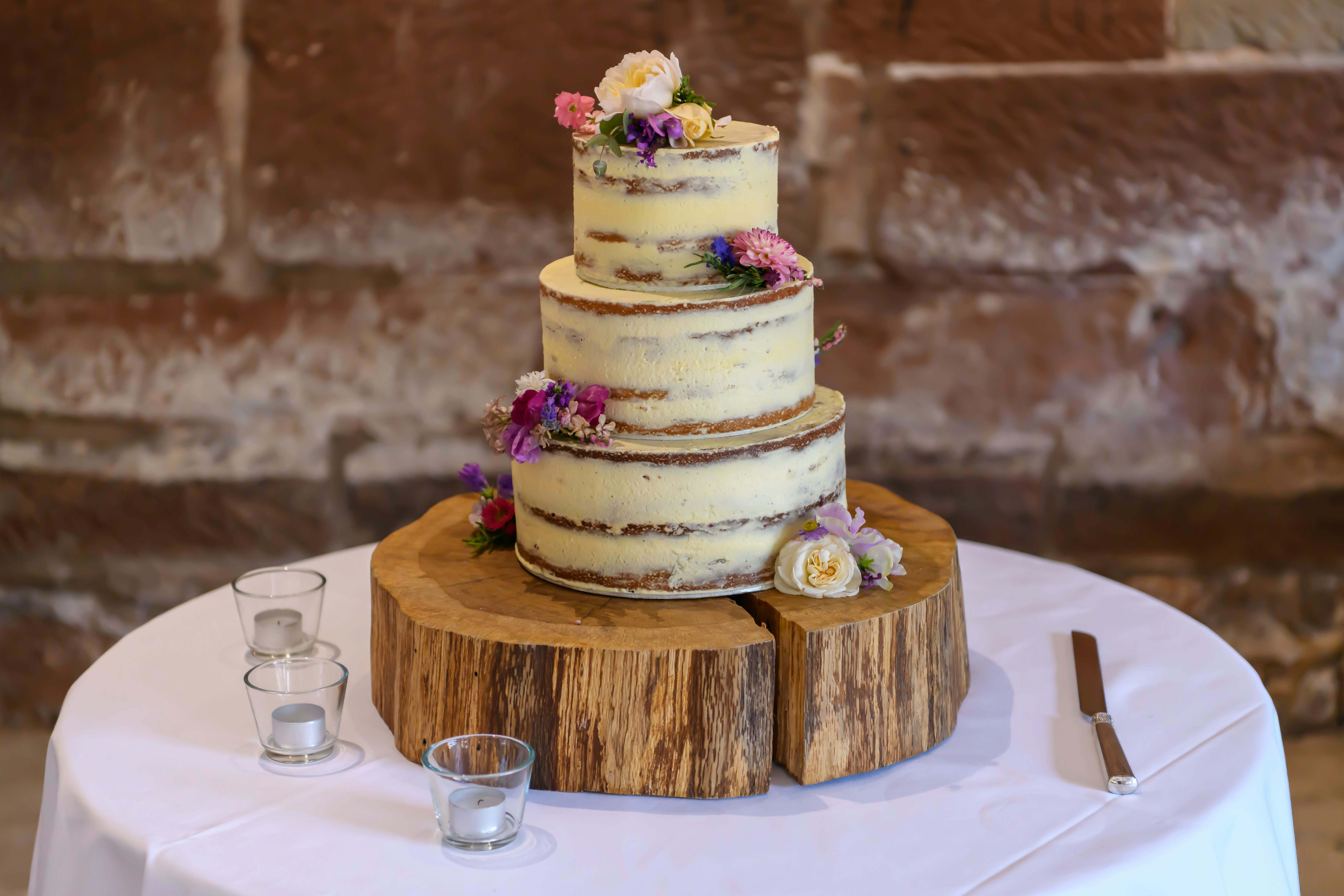 The Most Searched Wedding Cake Trends Of 2019 Will Give You All