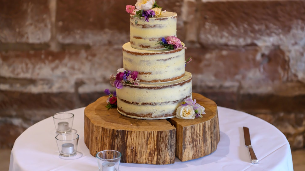 The Most Searched Wedding Cake Trends Of 2019 Will Give You All